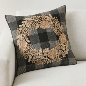 Pottery Barn Geoffrey Wreath Plaid Embellished Pillow Cover BNWT